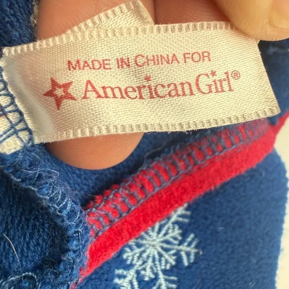 American Girl Doll Navy Blue Fleece Snowflake Hoodie Red Trim 18 Inch Doll Wear - Picture 5 of 5